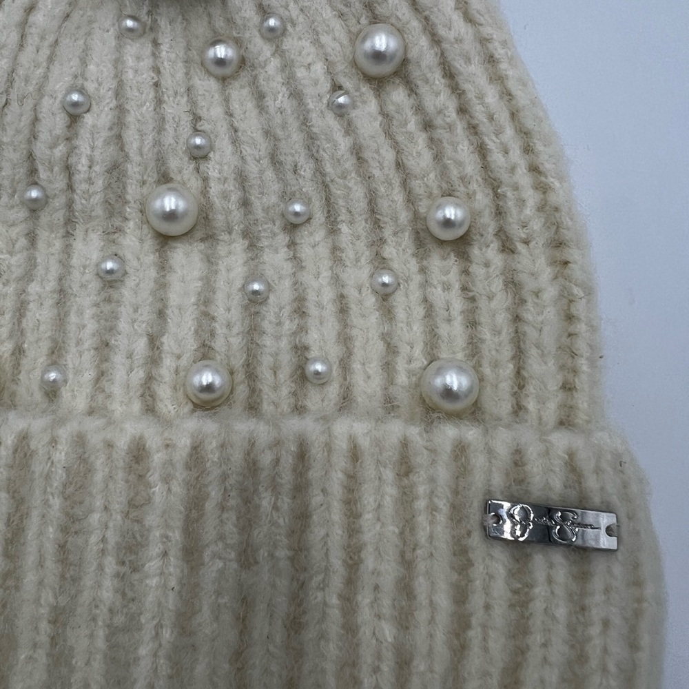 Jessica Simpson Ivory Knit Beanie Faux Pearl Ribbed Winter Hat 43JG050005 NEW - Picture 2 of 4